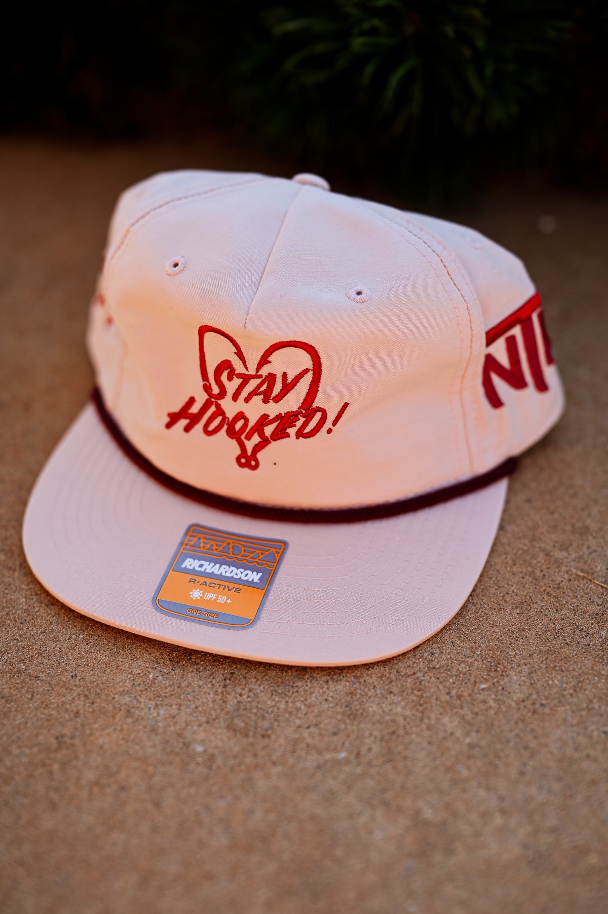 STAY HOOKED | NTP | PINK/RED
