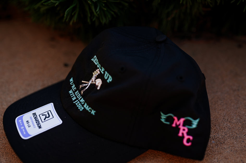 SADDLE UP | BLACK