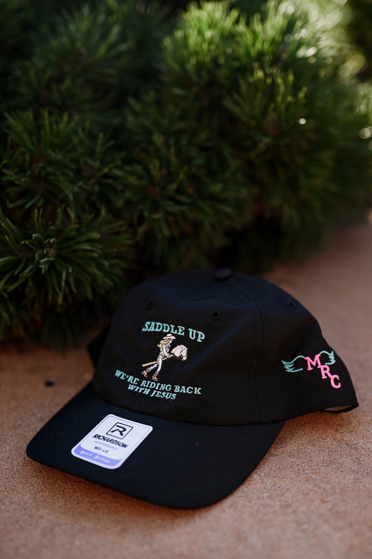 SADDLE UP | BLACK